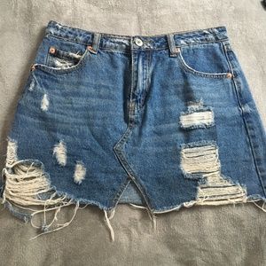 -SIGNATURE 8- Distressed Jean Skirt